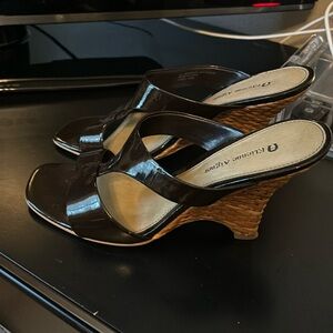 Etienne Aigner brown, patent leather sandals with a wicker wedge heel size 7 1/2